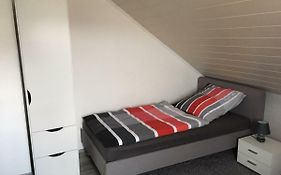 Zur Burgmauer